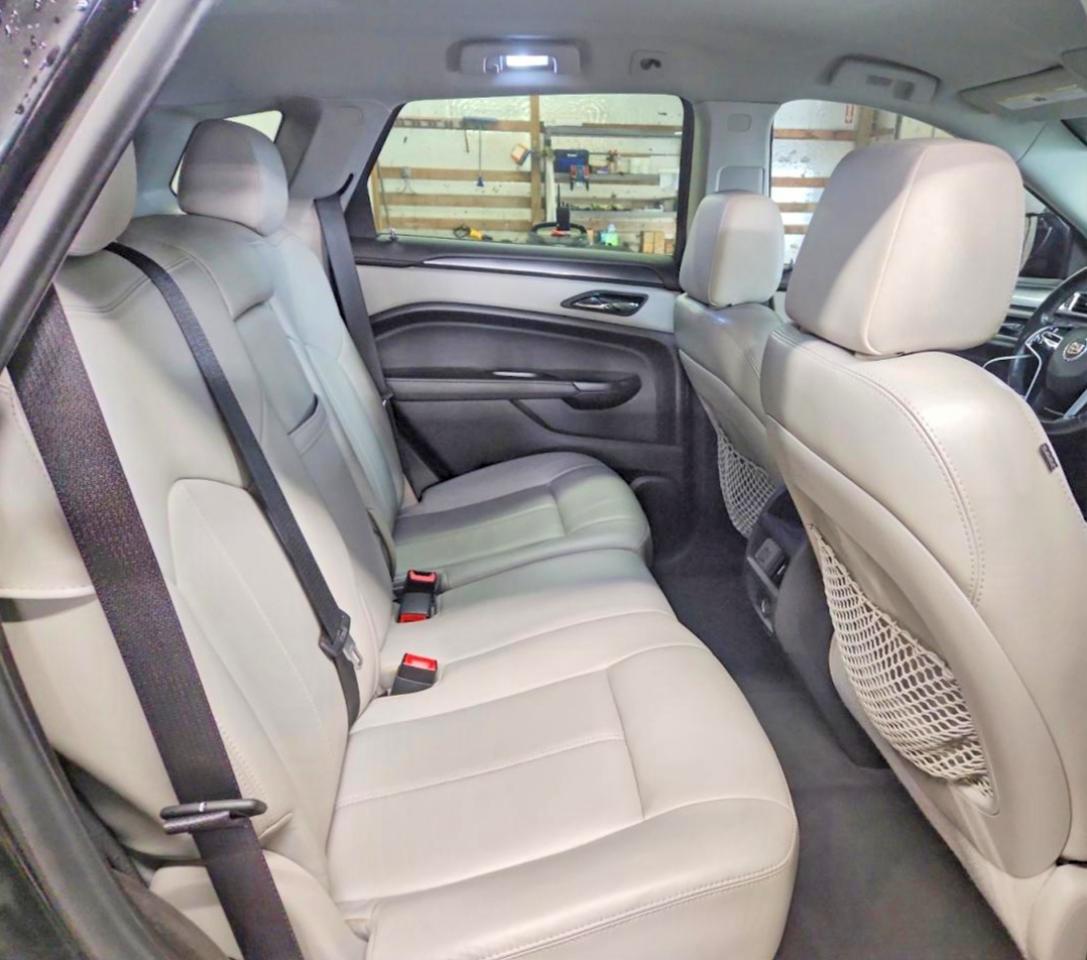 2013 CADILLAC SRX photo 21