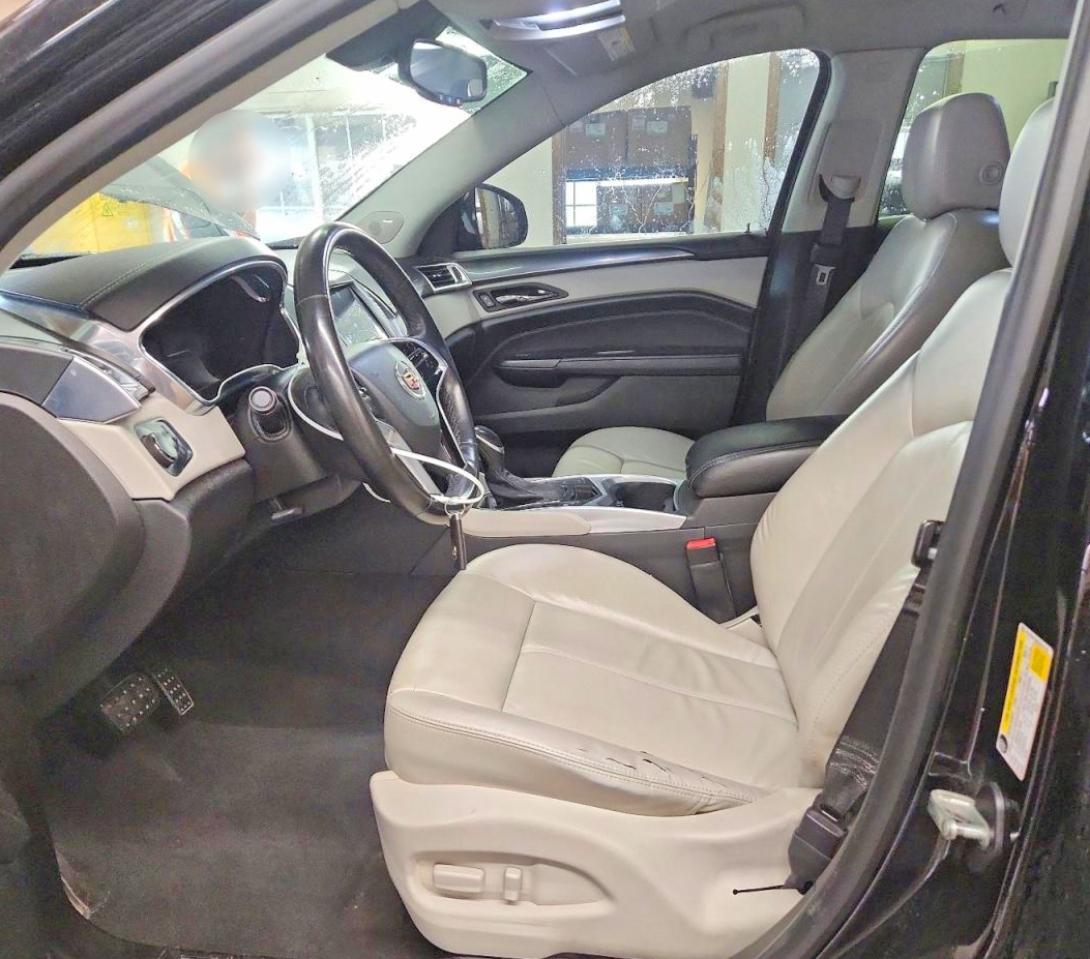 2013 CADILLAC SRX photo 13