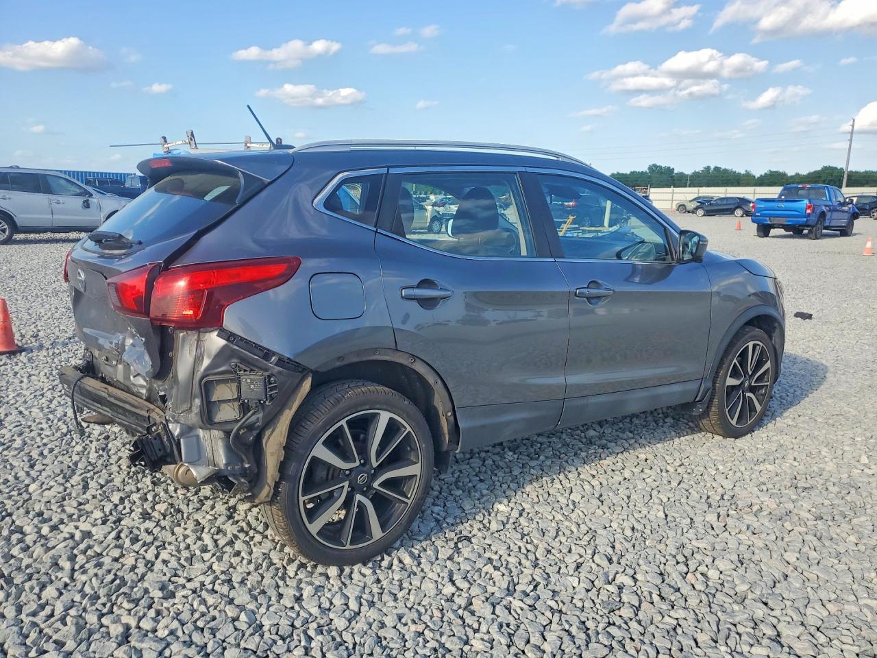2019 NISSAN ROGUE SPORT S photo 5
