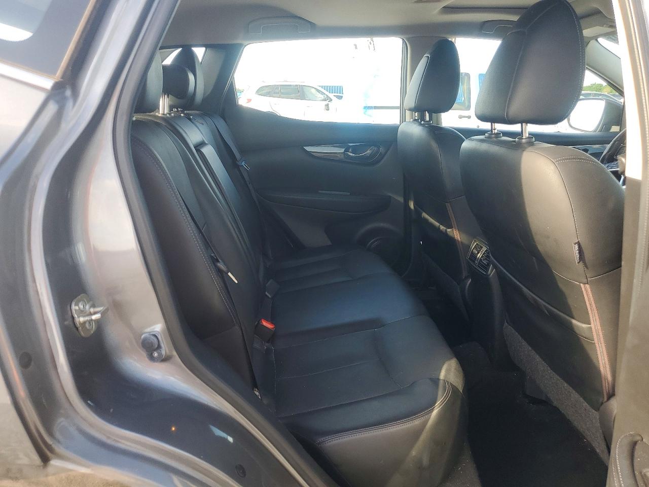 2019 NISSAN ROGUE SPORT S photo 19