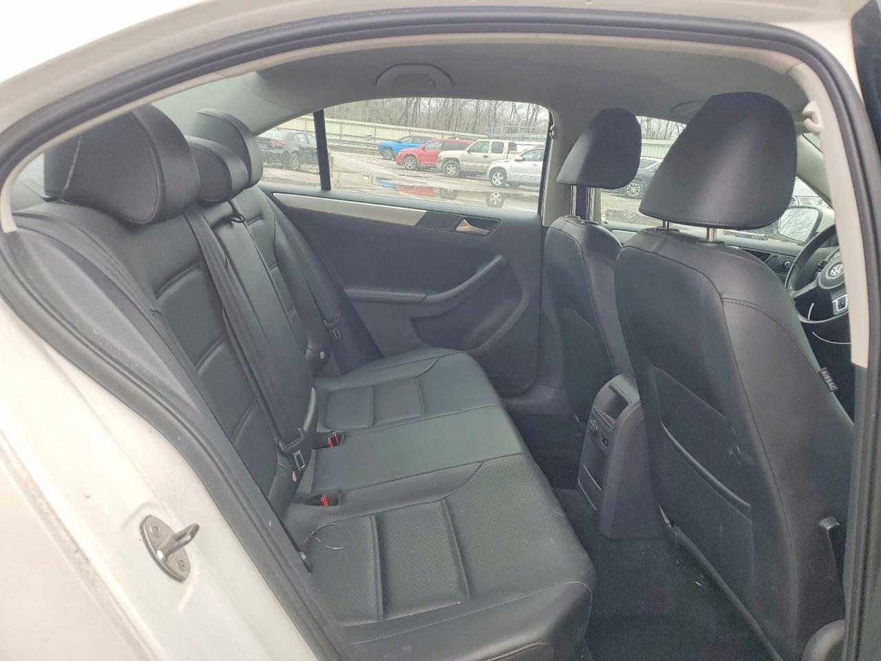 2013 VOLKSWAGEN JETTA SE photo 19