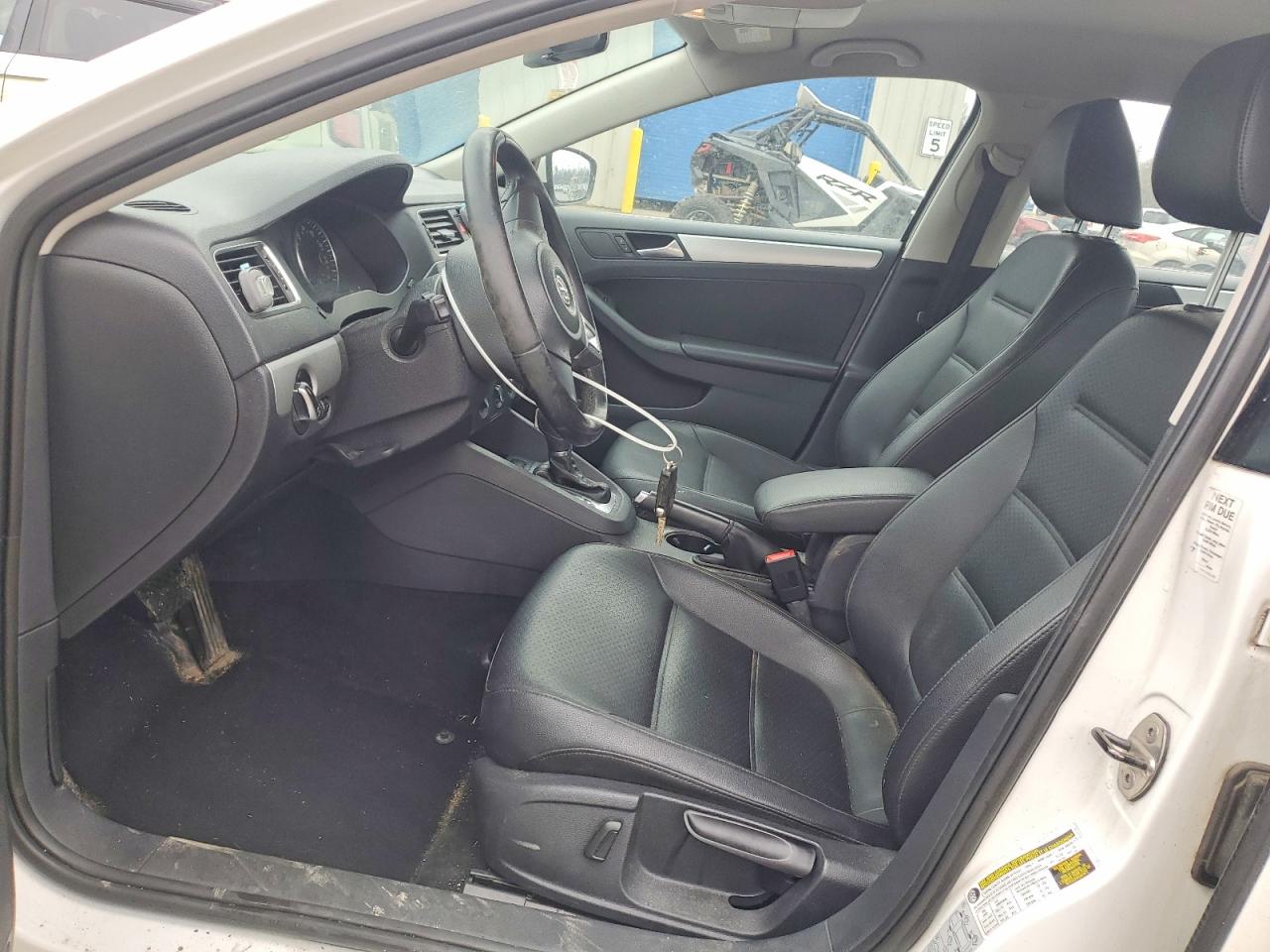 2013 VOLKSWAGEN JETTA SE photo 13