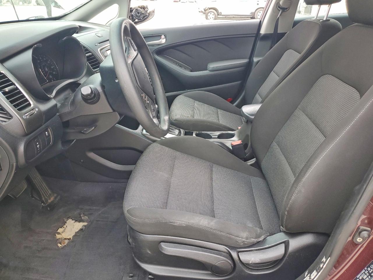 2018 KIA FORTE LX photo 13