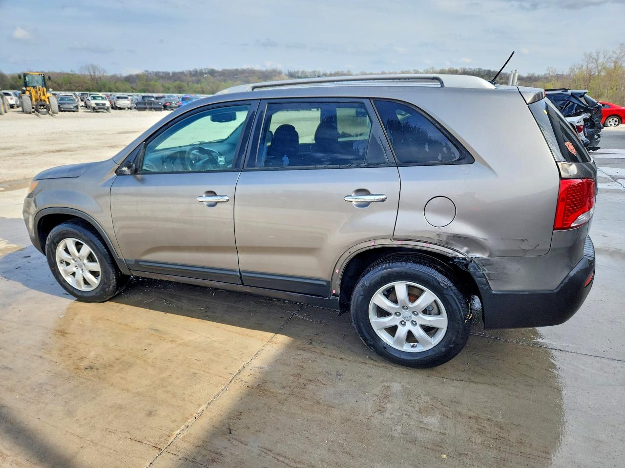 2012 KIA SORENTO LX photo 4