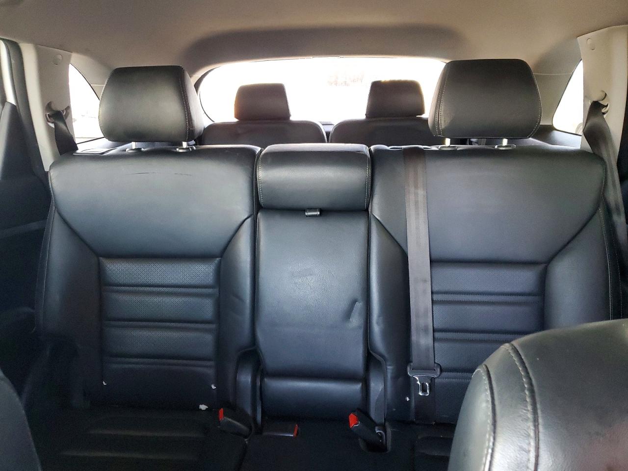 2017 KIA SORENTO LX photo 28