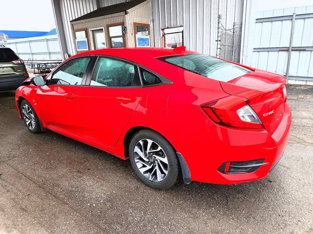 2017 HONDA CIVIC EX photo 4