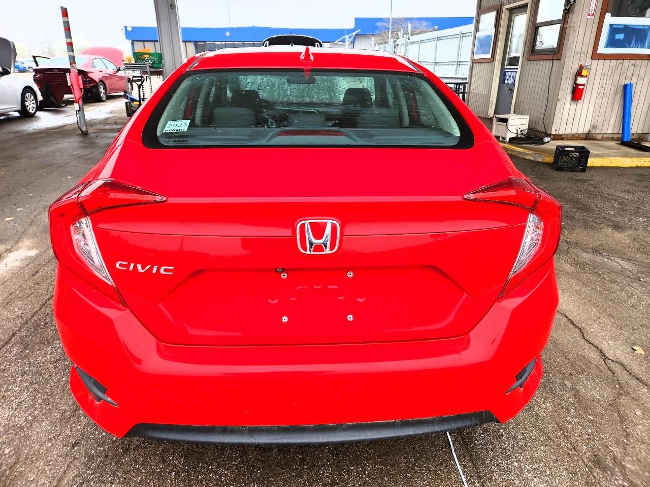 2017 HONDA CIVIC EX photo 16