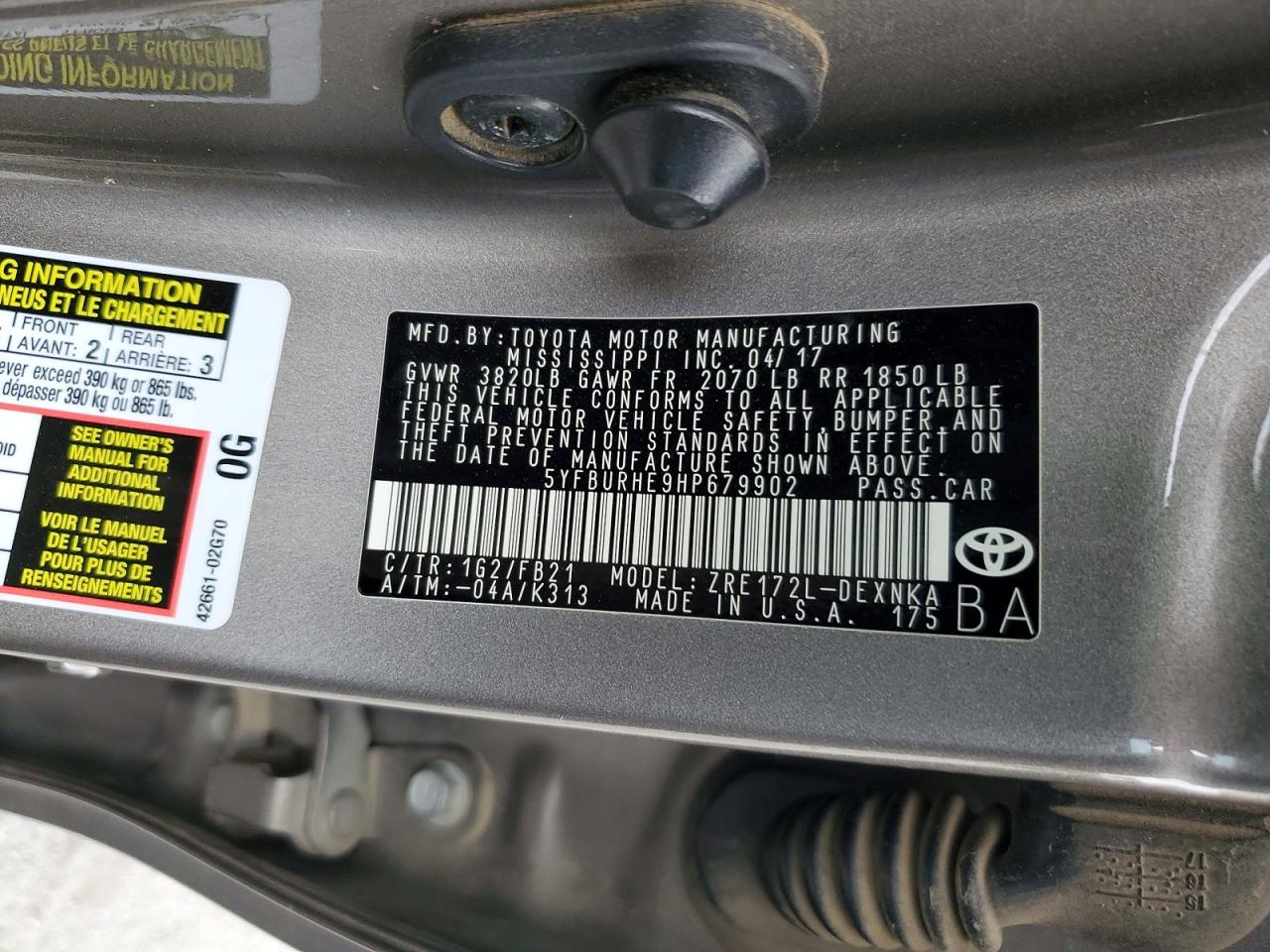2017 TOYOTA COROLLA LE photo 34