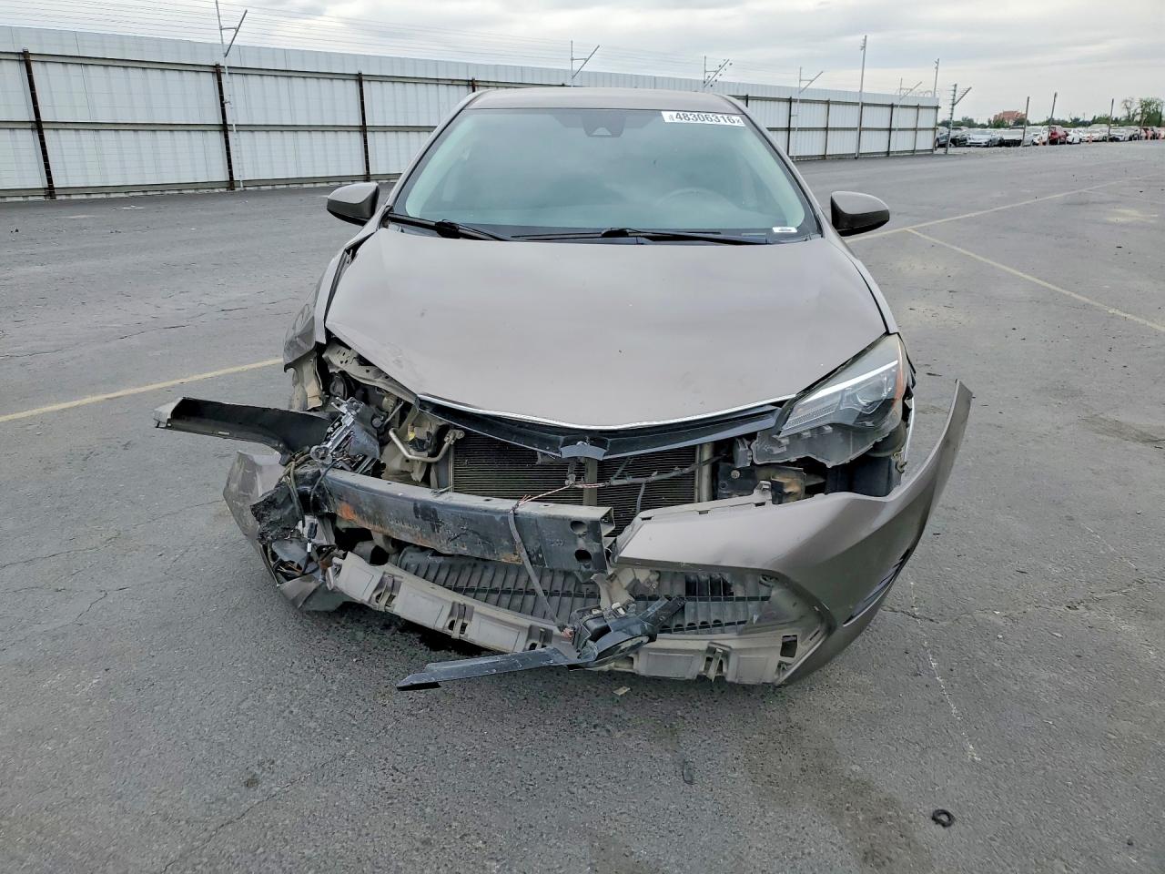 2017 TOYOTA COROLLA LE photo 13