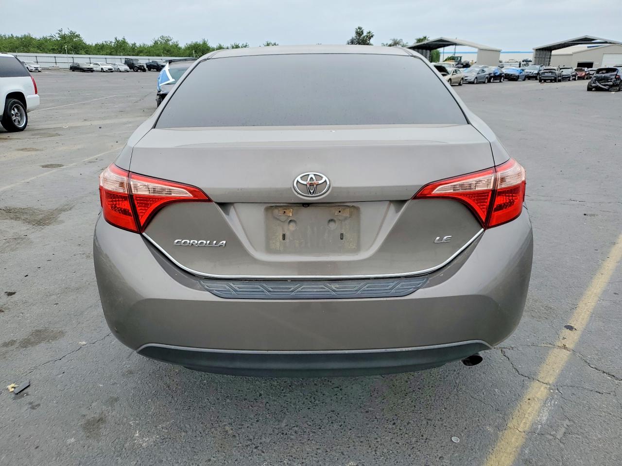 2017 TOYOTA COROLLA LE photo 16