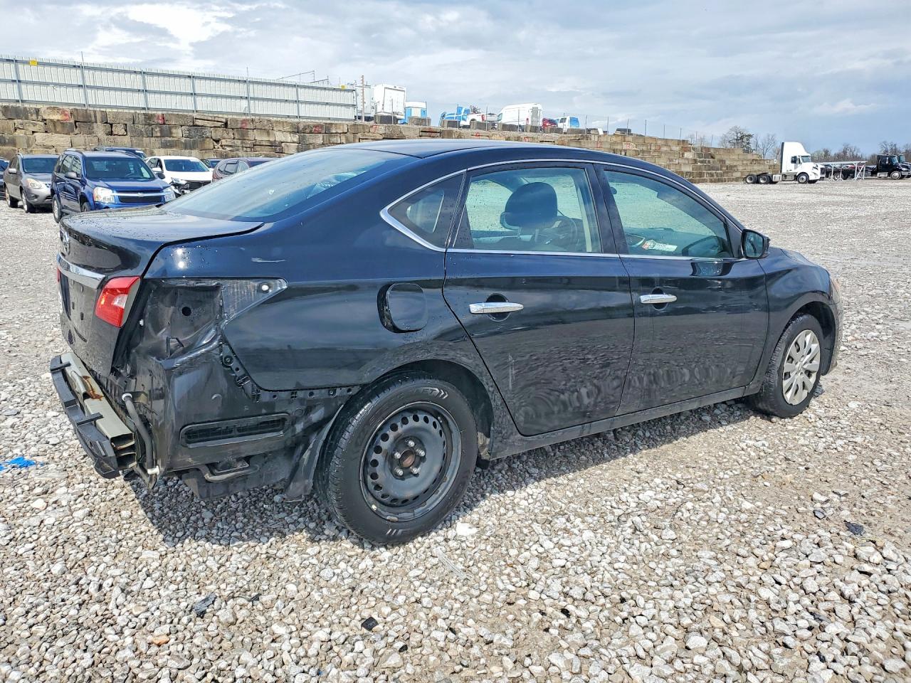 2018 NISSAN SENTRA S photo 3