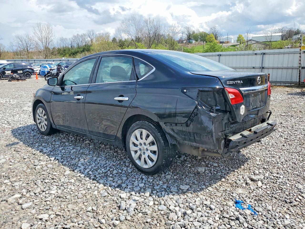 2018 NISSAN SENTRA S photo 2