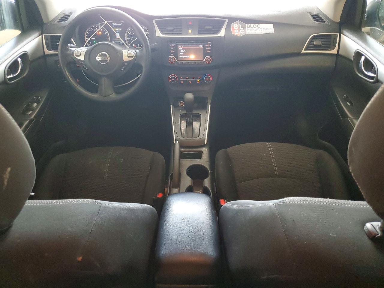 2018 NISSAN SENTRA S photo 8