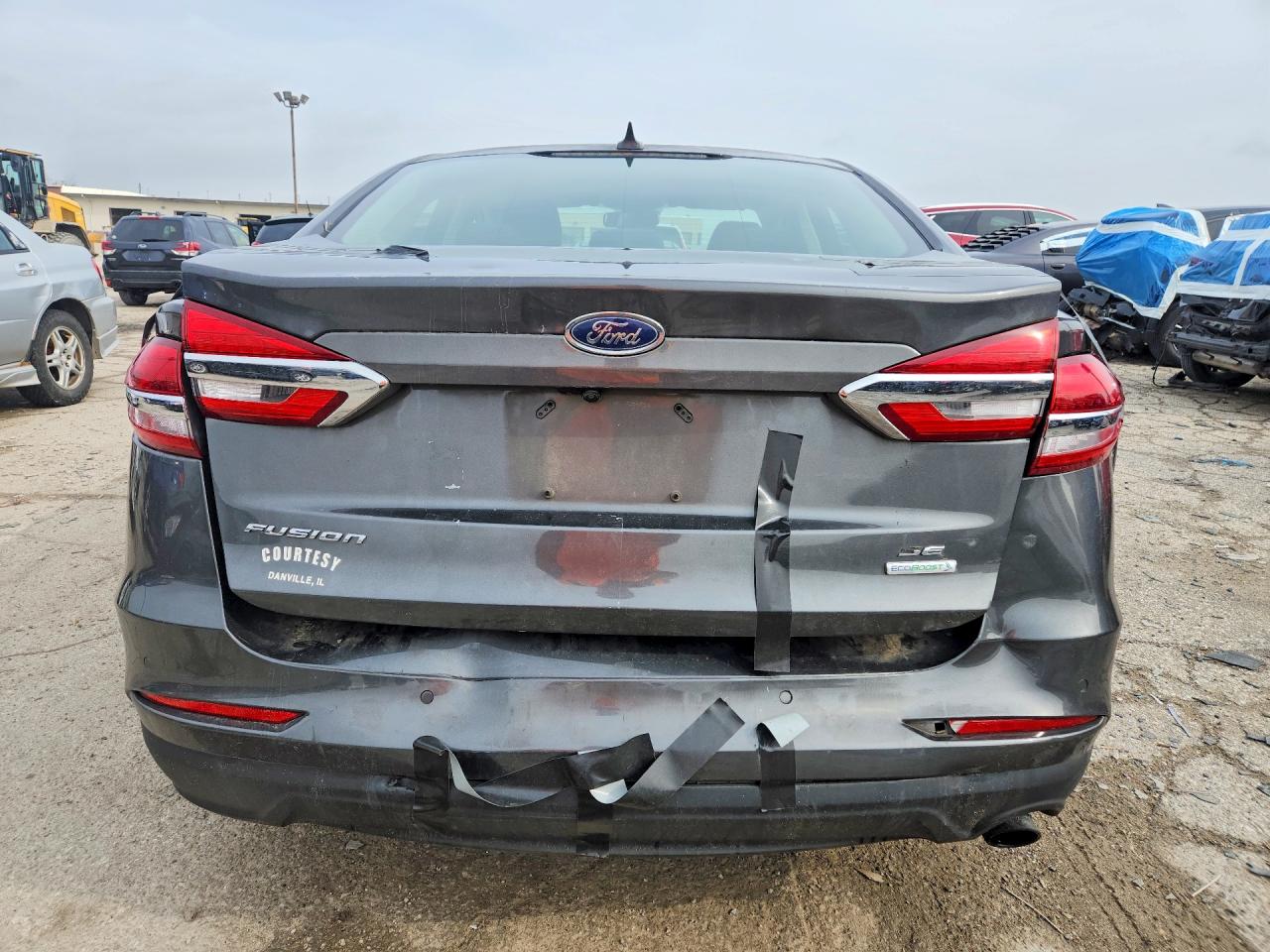 2019 FORD FUSION SE photo 16