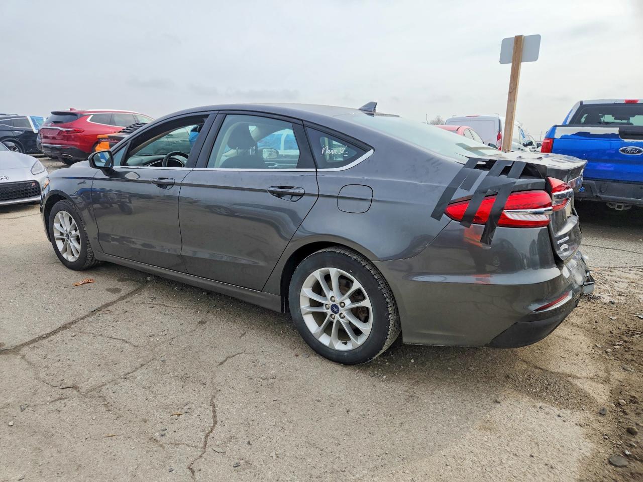 2019 FORD FUSION SE photo 4