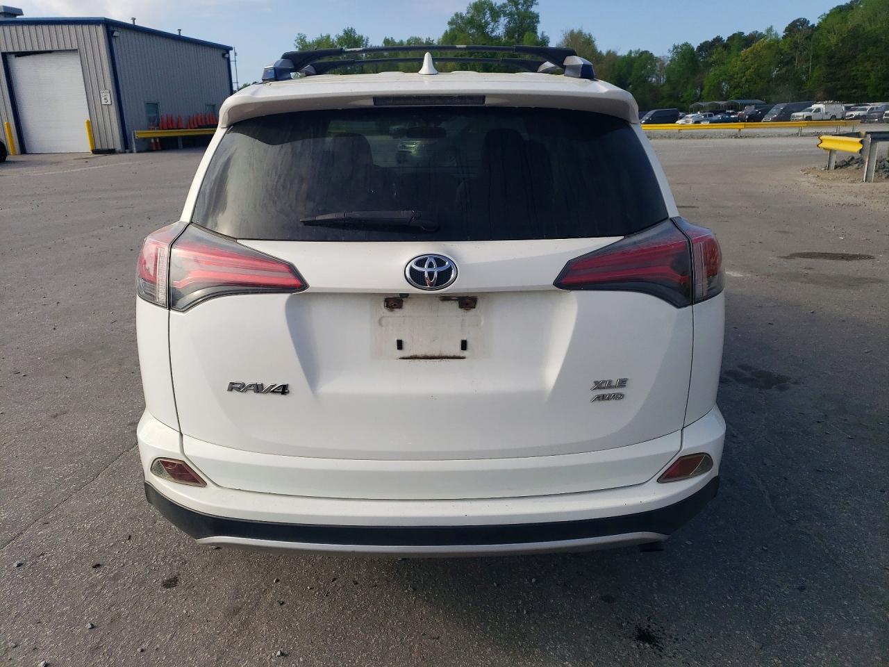 2016 TOYOTA RAV4 LIMITED HV photo 11