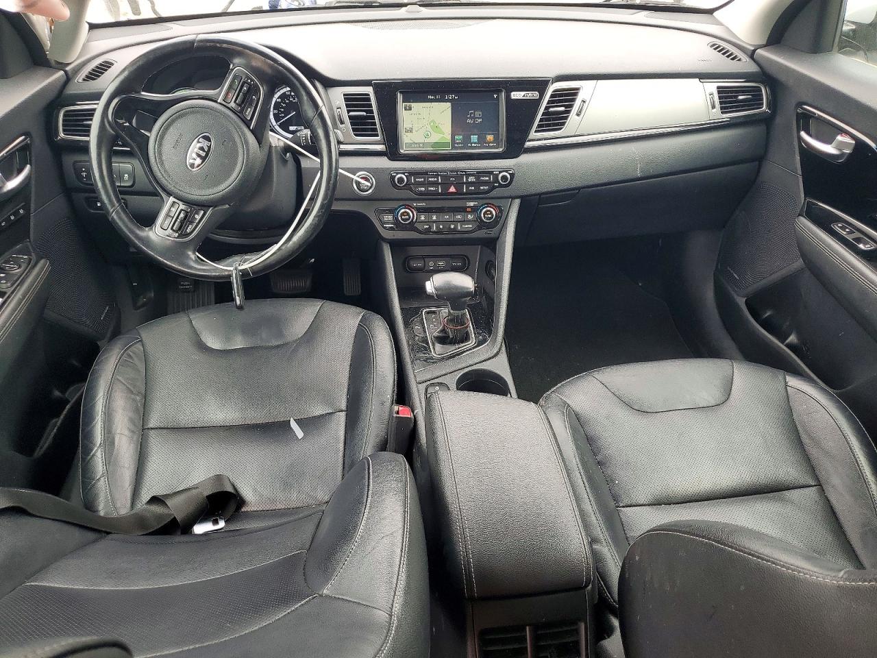 2017 KIA NIRO TOURING photo 15