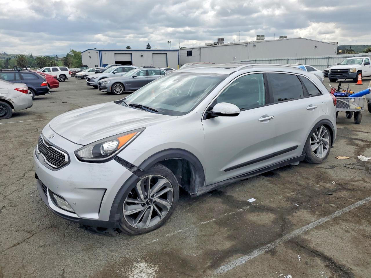 2017 KIA NIRO