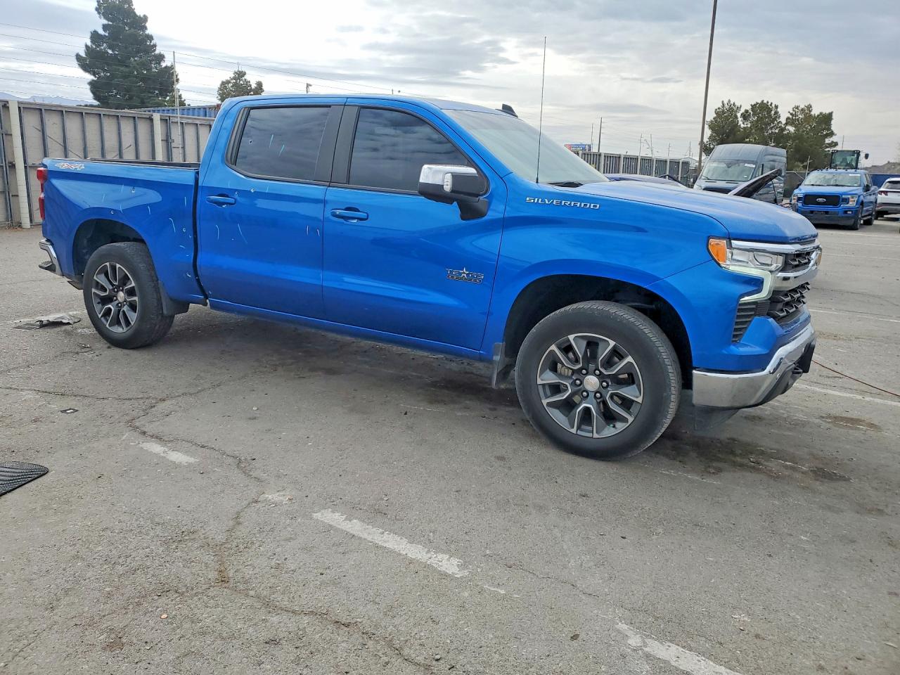 2024 CHEVROLET SILVERADO K1500 LT photo 7