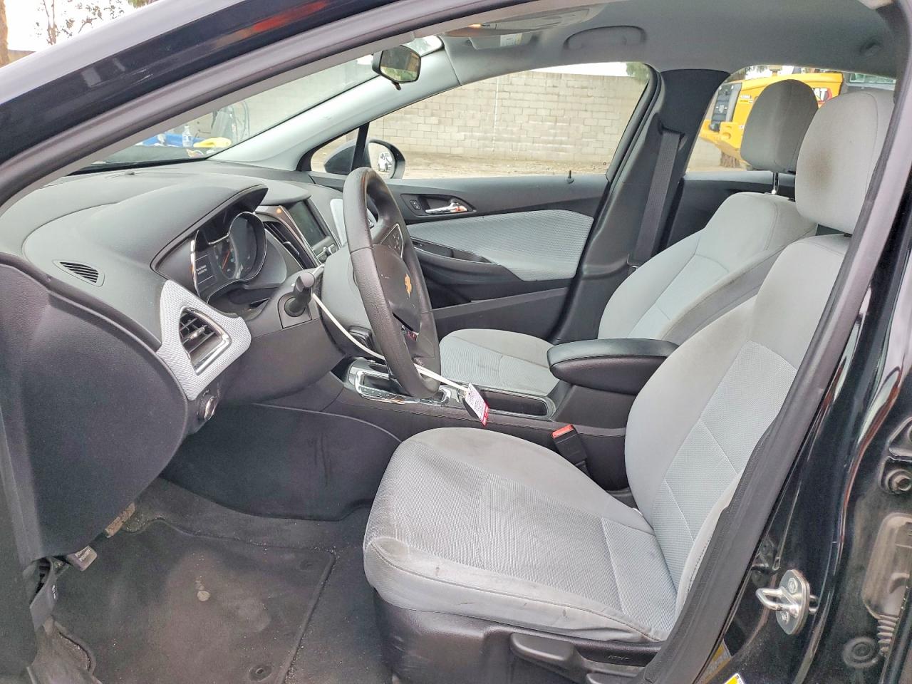 2019 CHEVROLET CRUZE LS photo 19