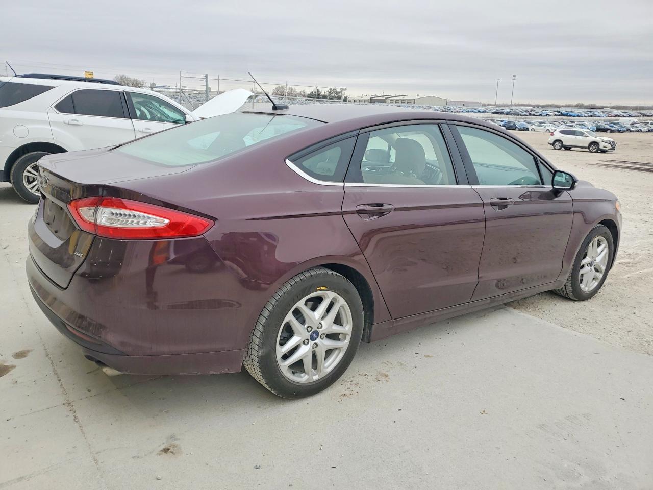 2013 FORD FUSION SE photo 5