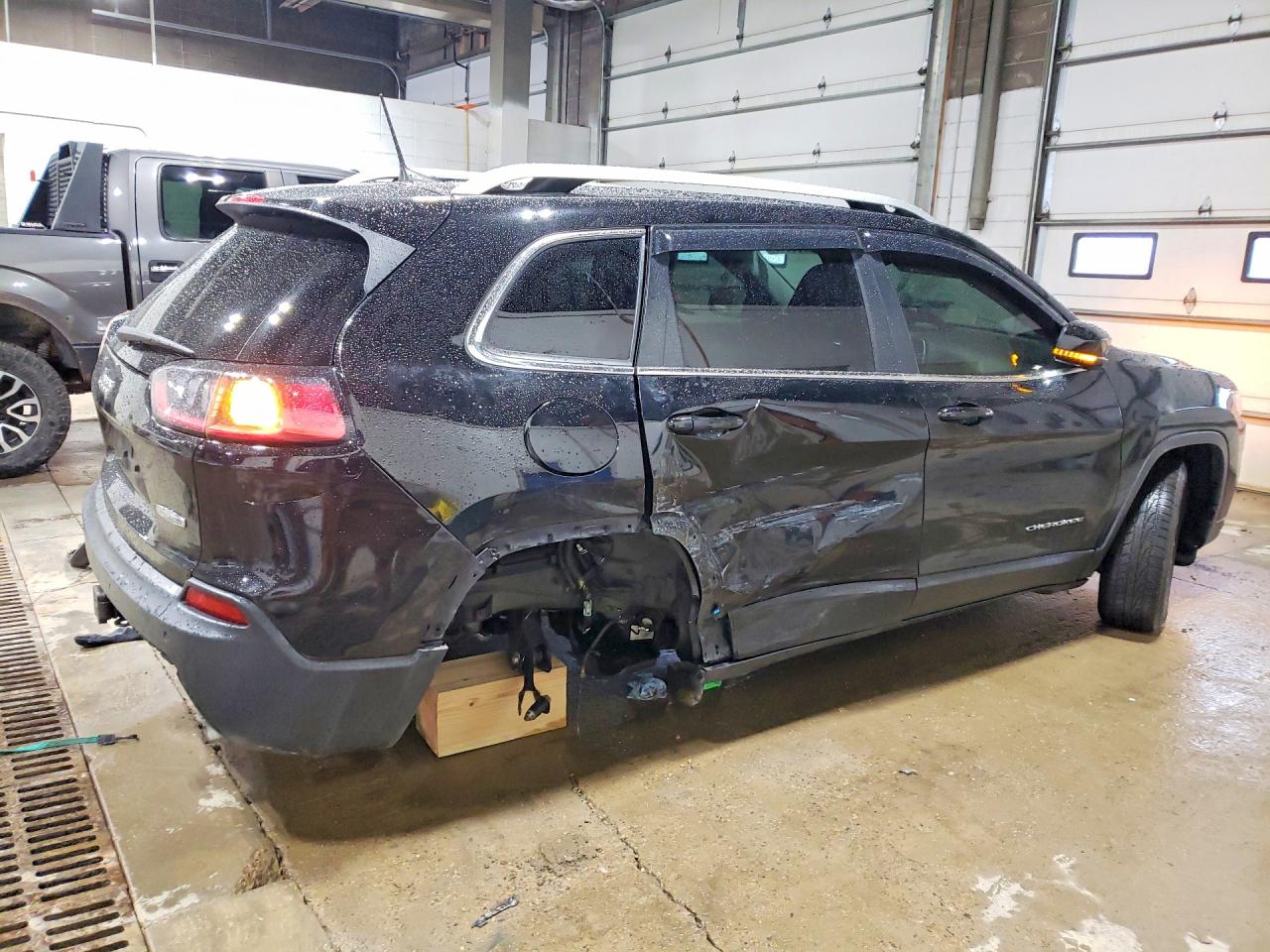 2021 JEEP CHEROKEE photo 5