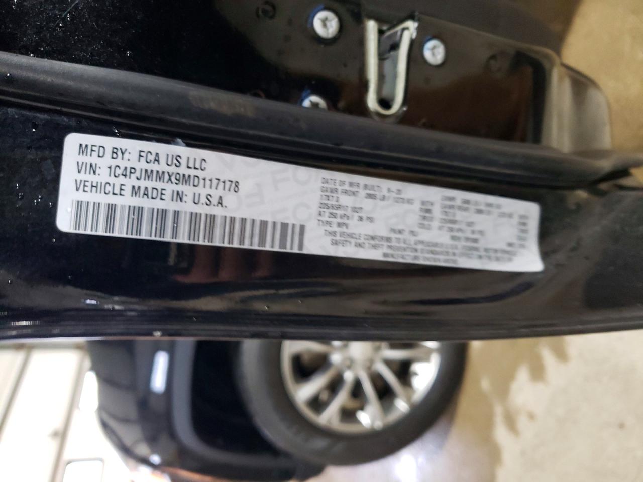2021 JEEP CHEROKEE photo 25