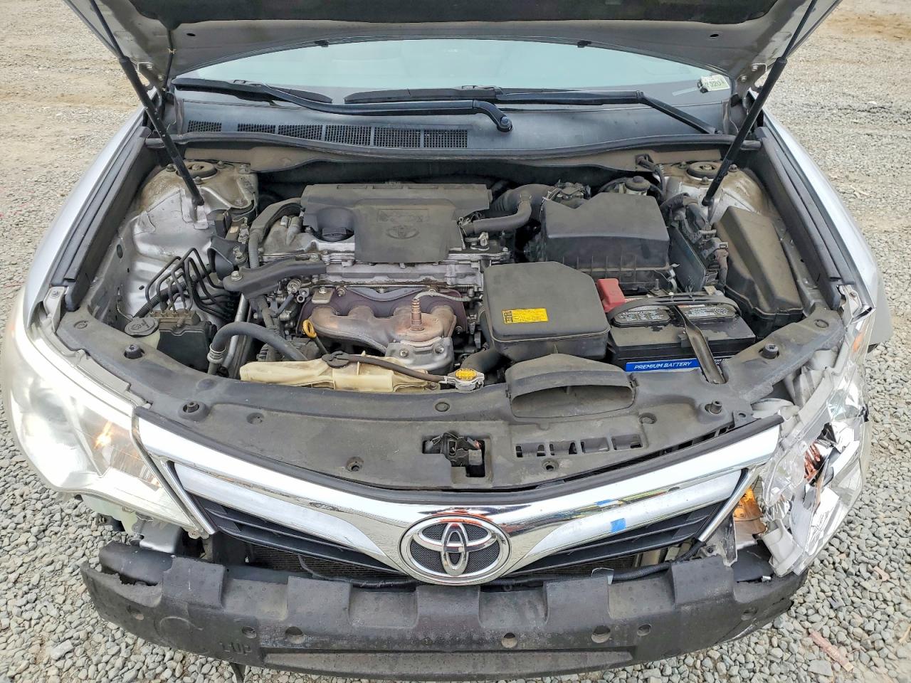 2013 TOYOTA CAMRY LE photo 21