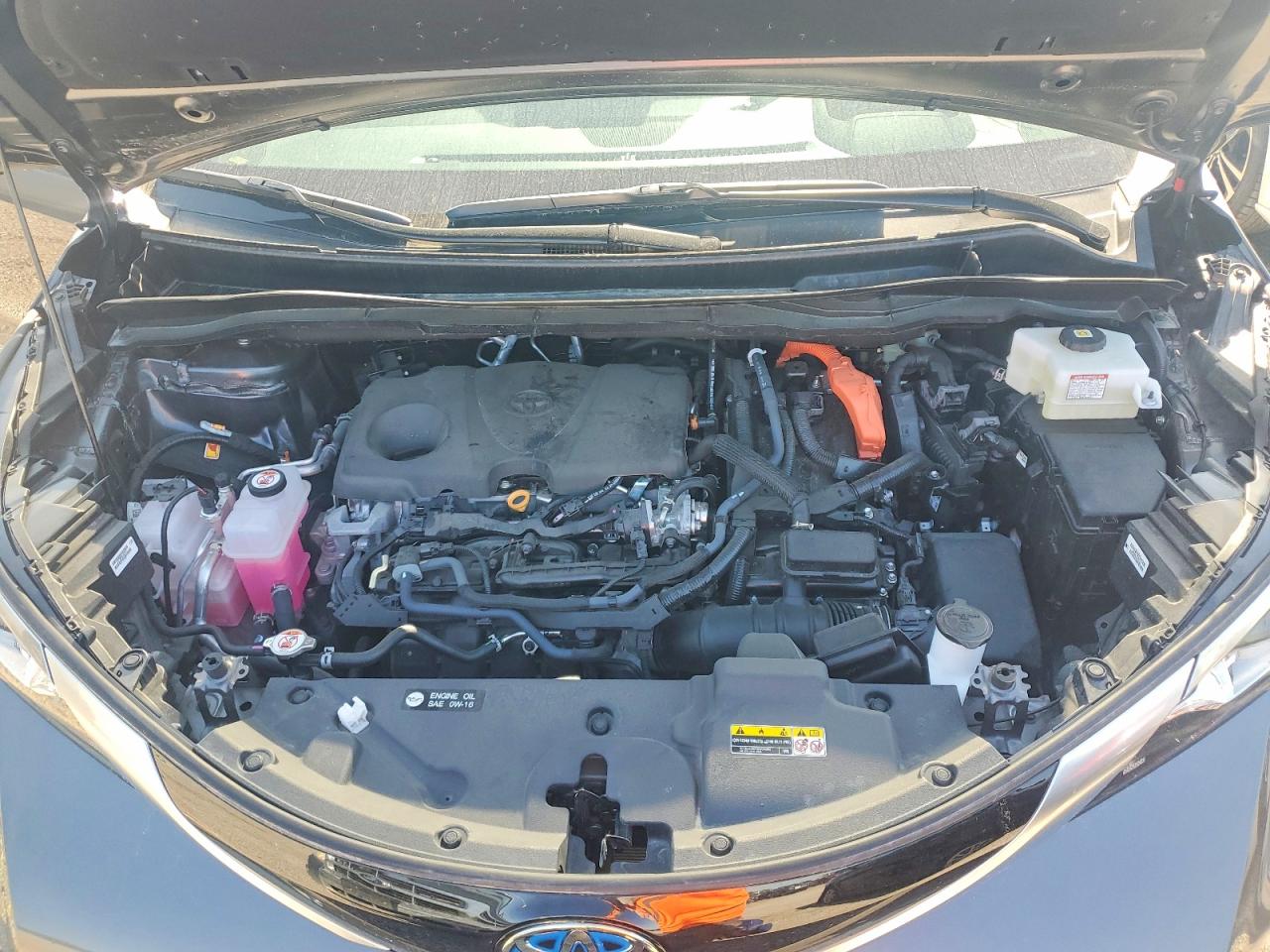 2025 TOYOTA SIENNA PLATINUM 7-PASSENGER photo 31