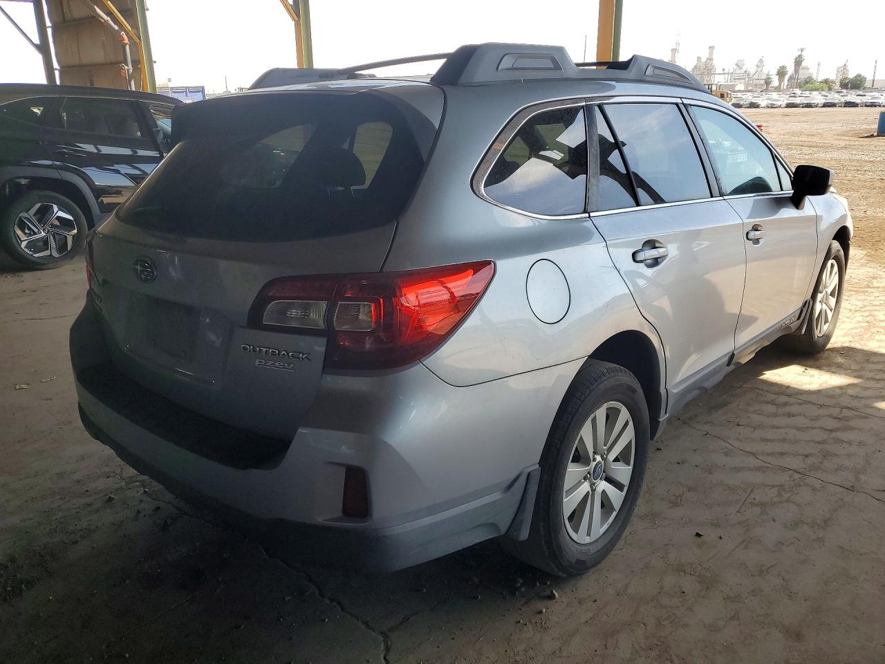 2015 SUBARU OUTBACK 2.5I PREMIUM photo 5