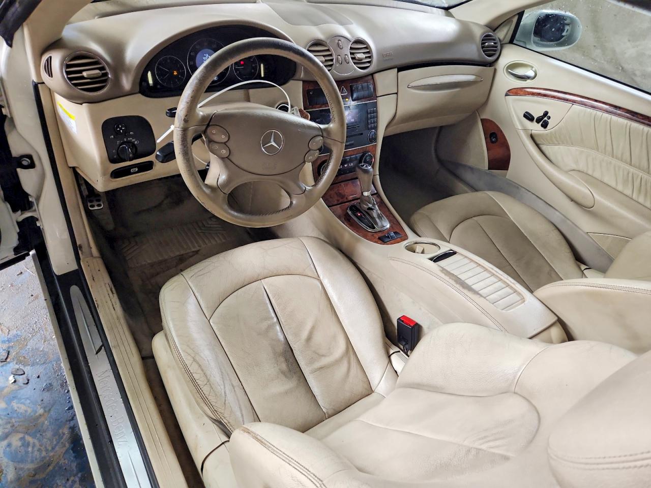 2008 MERCEDES-BENZ CLK 350 photo 8