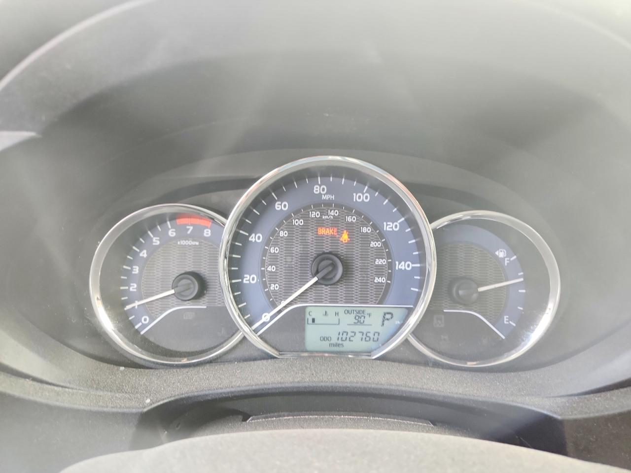 2015 TOYOTA COROLLA LE photo 25