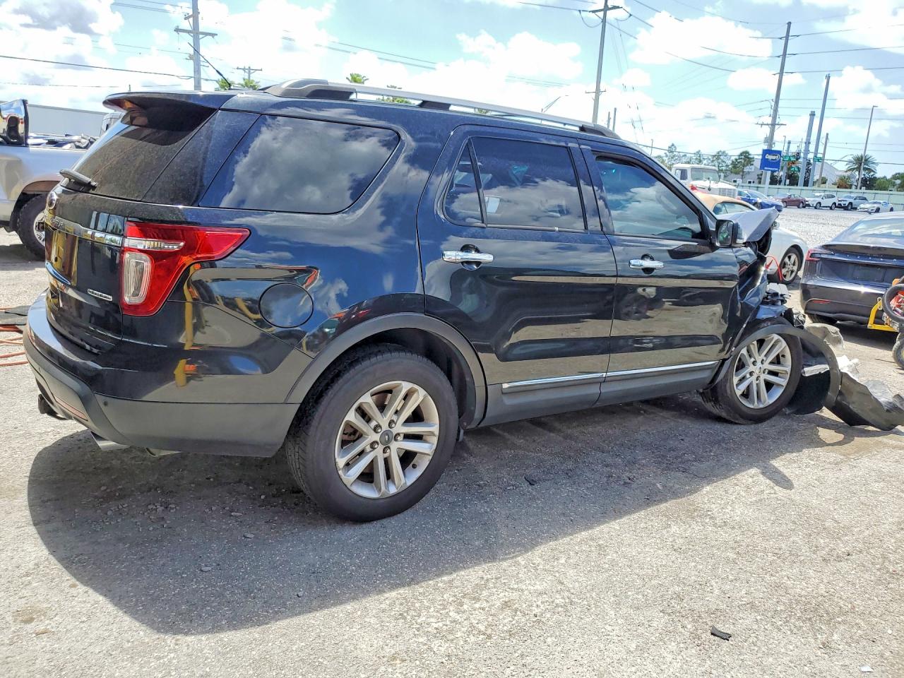 2013 FORD EXPLORER XLT photo 7