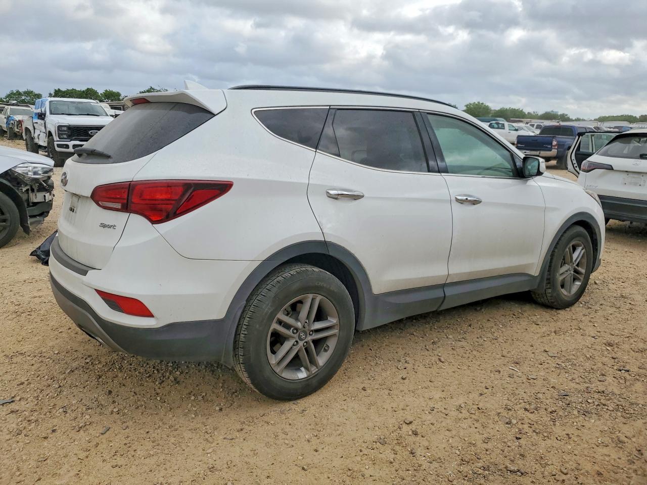 2018 HYUNDAI SANTA FE SPORT 2.4L photo 5