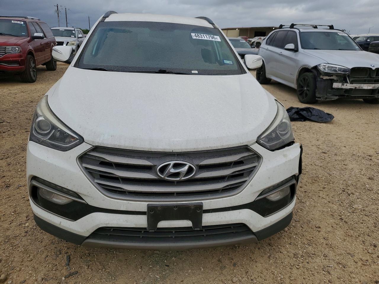 2018 HYUNDAI SANTA FE SPORT 2.4L photo 9