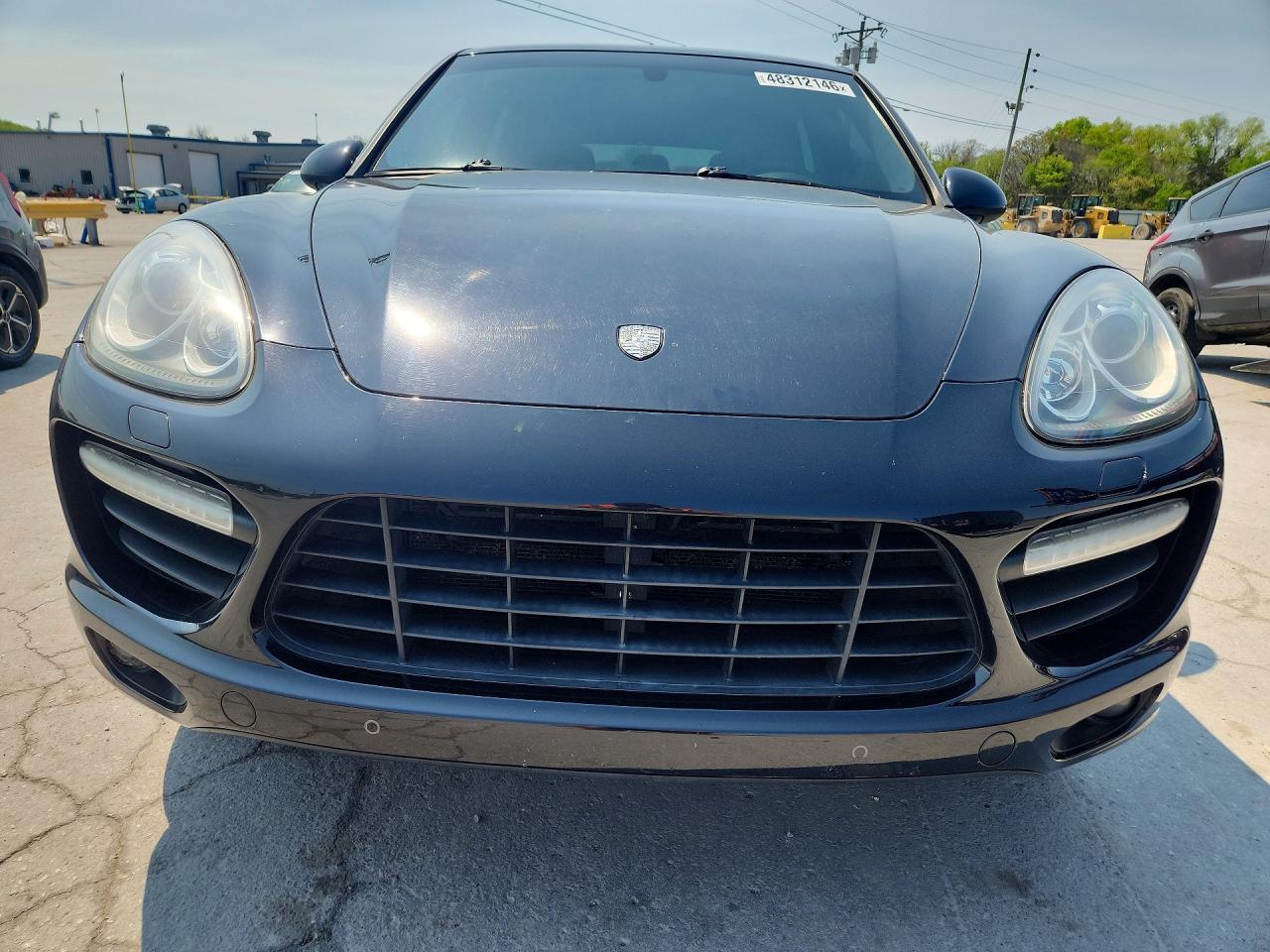 2011 PORSCHE CAYENNE TURBO photo 13