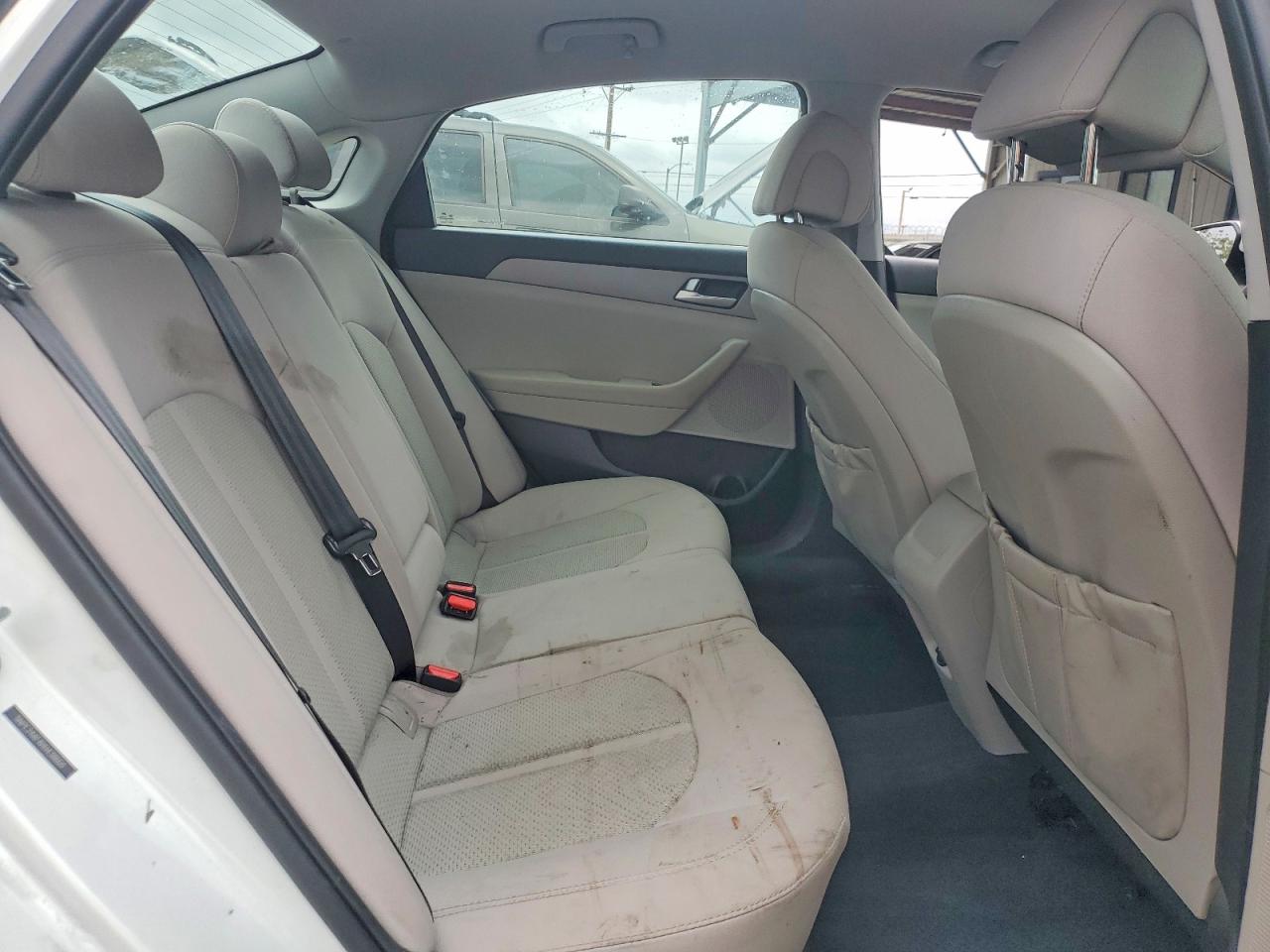 2017 HYUNDAI SONATA SE photo 10
