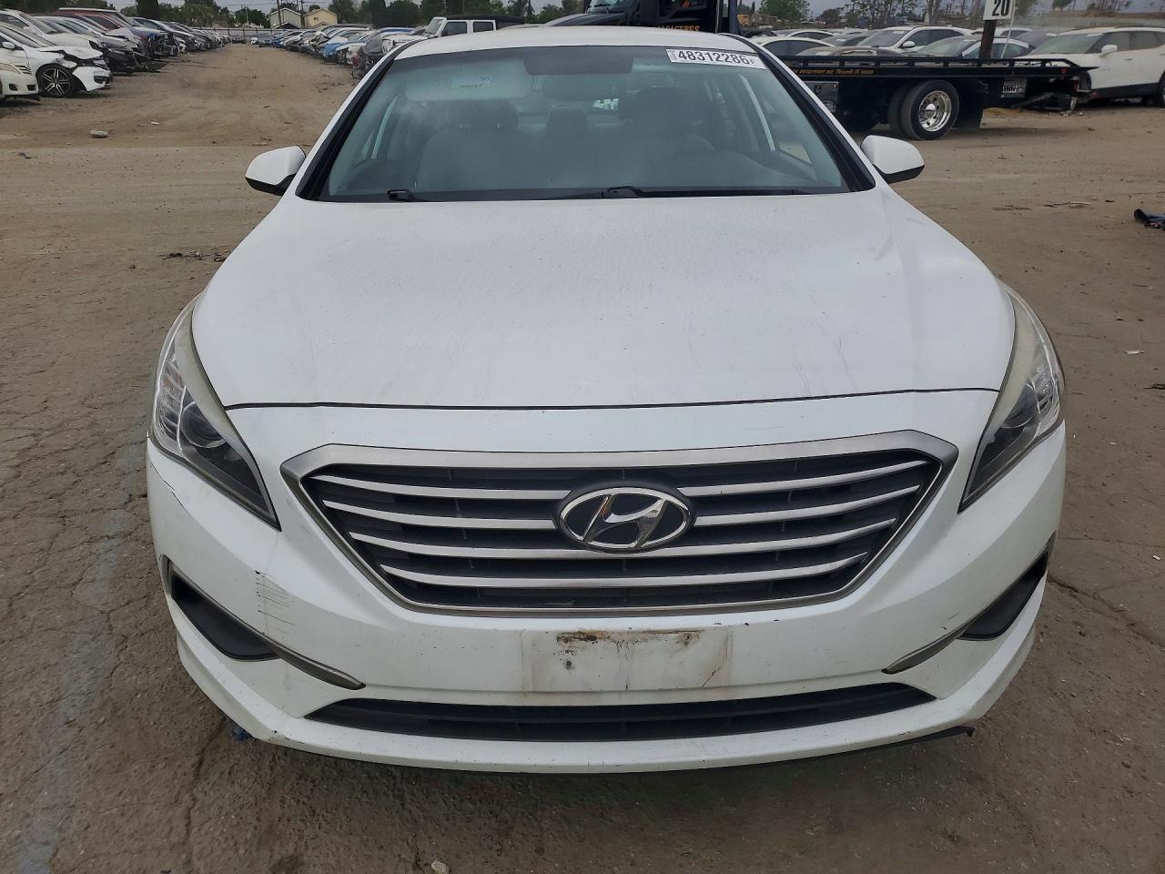 2017 HYUNDAI SONATA SE photo 5