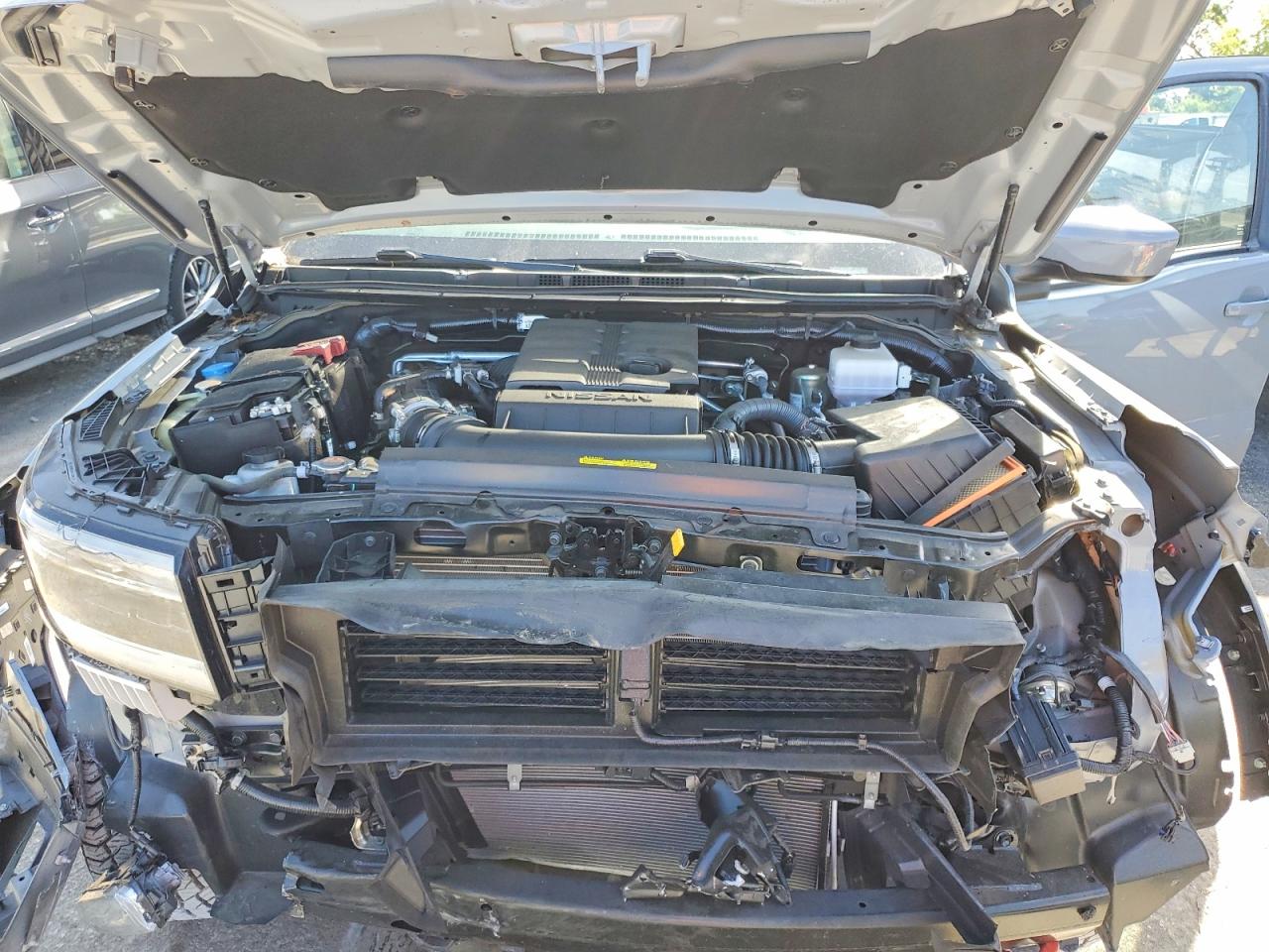 2024 NISSAN FRONTIER PRO-X photo 31