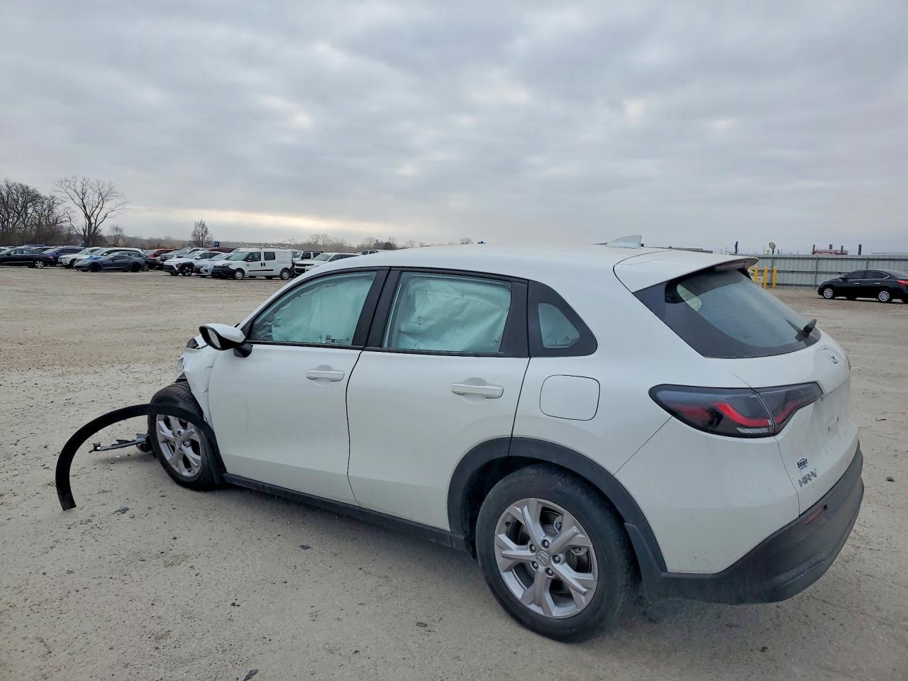 2024 HONDA HR-V LX photo 3