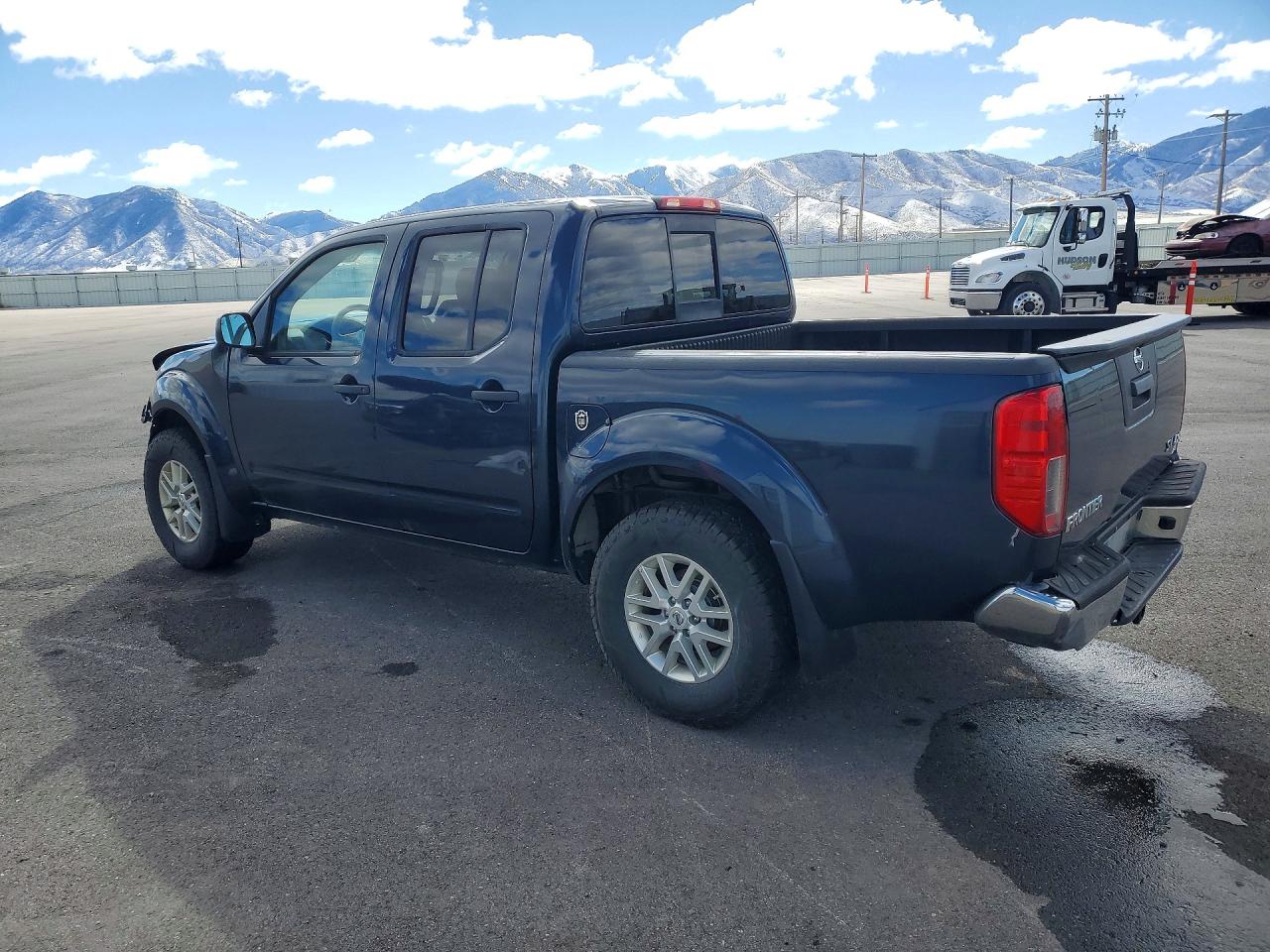 2019 NISSAN FRONTIER SV photo 2