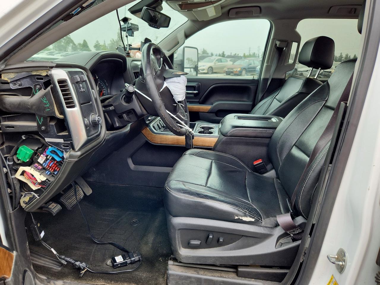 2017 CHEVROLET SILVERADO C1500 LTZ photo 19