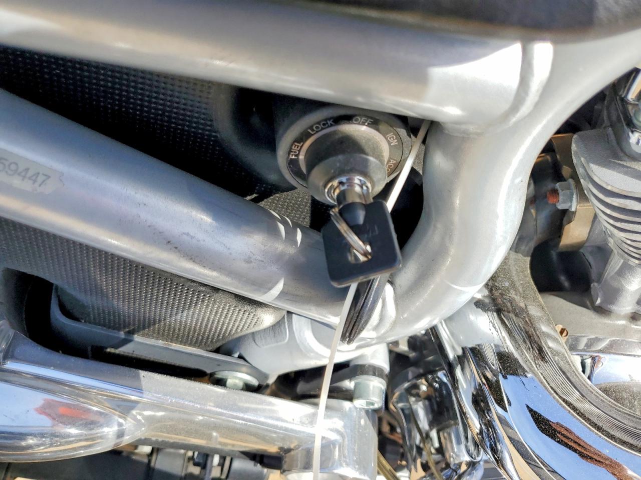 2003 HARLEY-DAVIDSON VRSCA photo 15