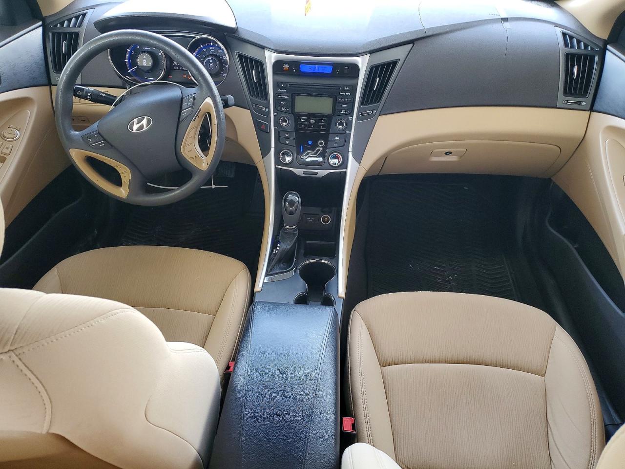 2013 HYUNDAI SONATA GLS photo 22