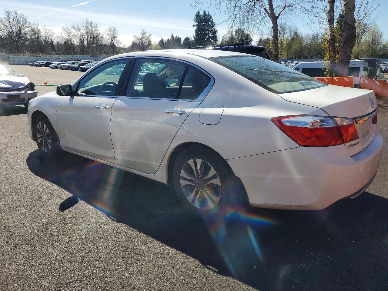 2015 HONDA ACCORD LX photo 4