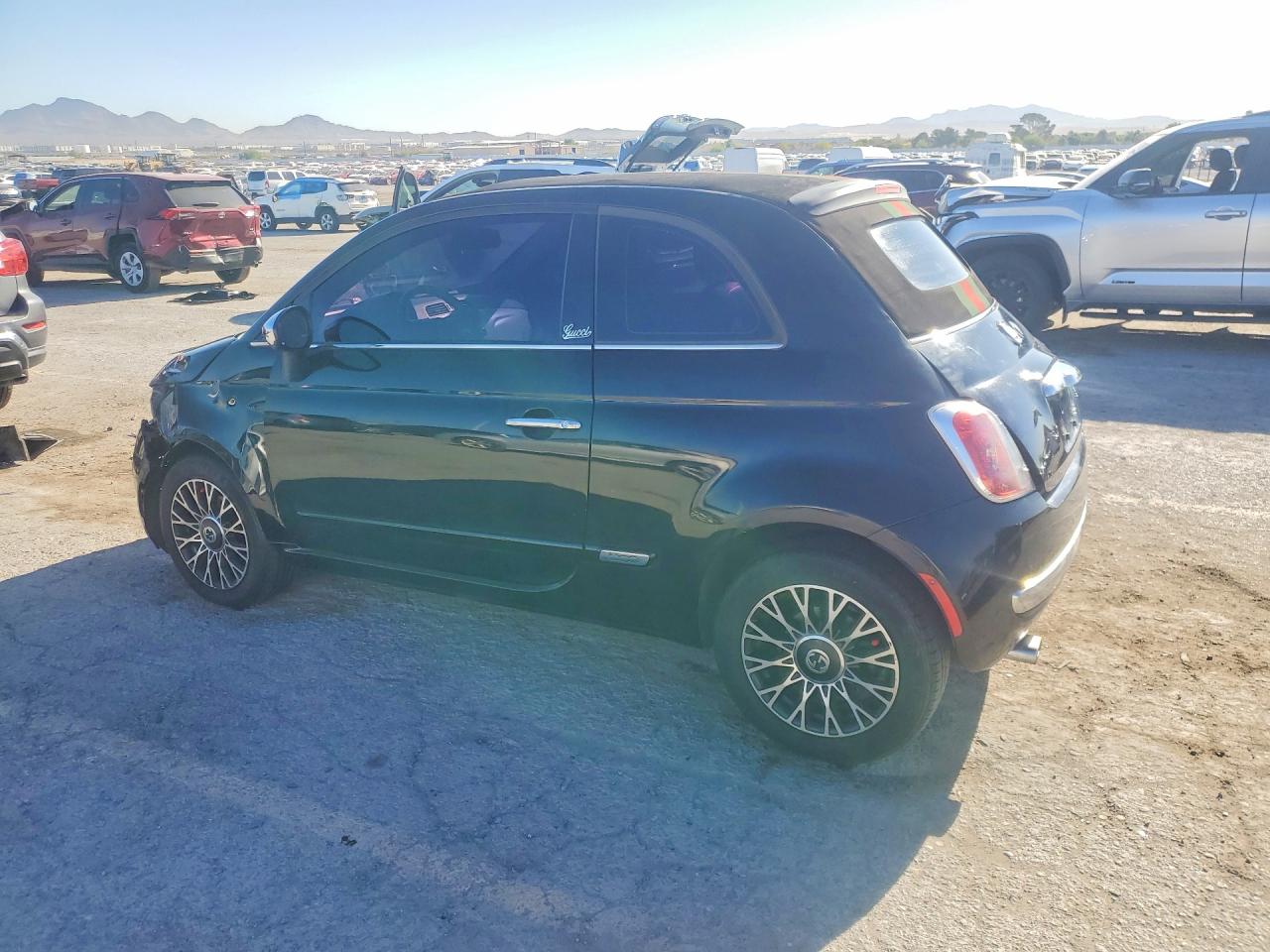 2013 FIAT 500 LOUNGE photo 3