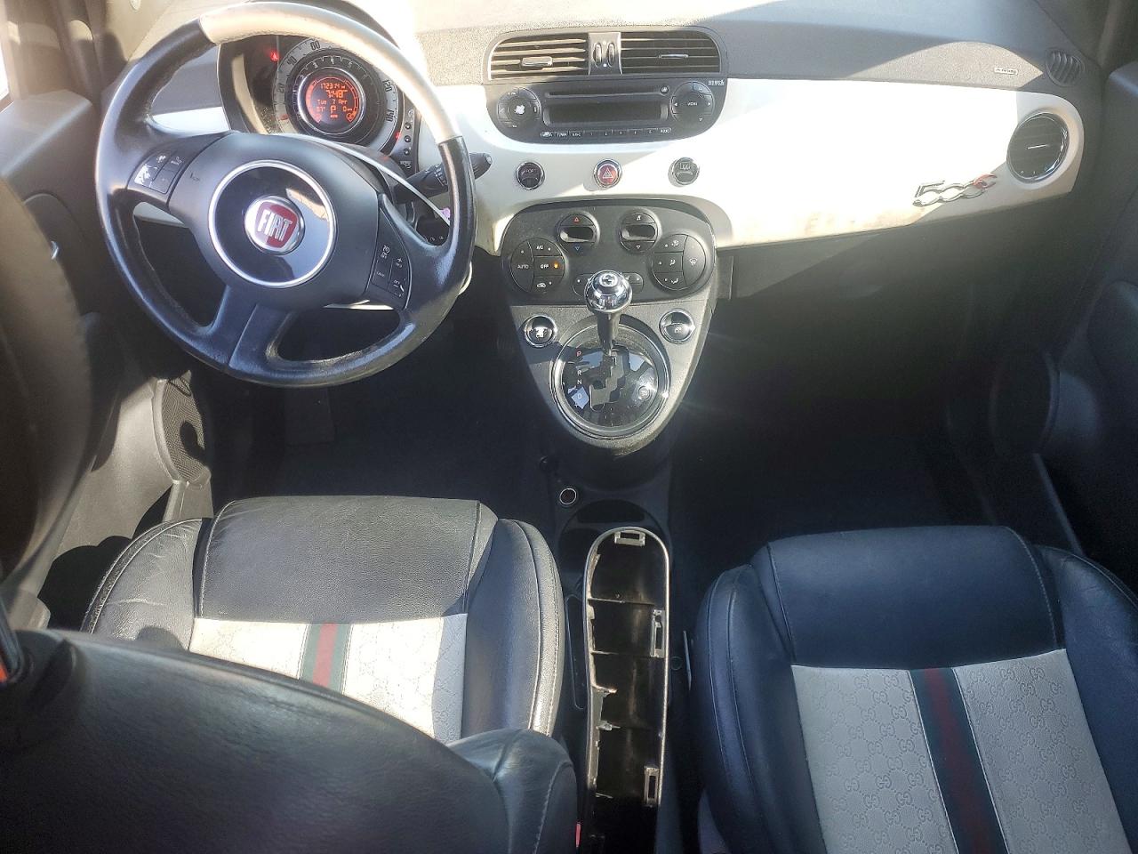 2013 FIAT 500 LOUNGE photo 15