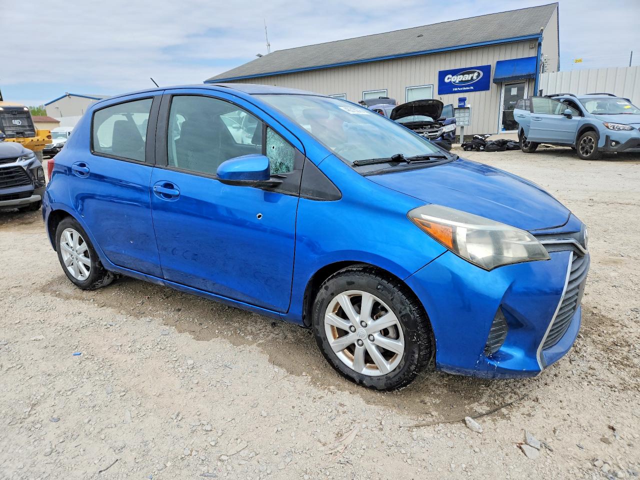 2015 TOYOTA YARIS 5-DOOR LE photo 10