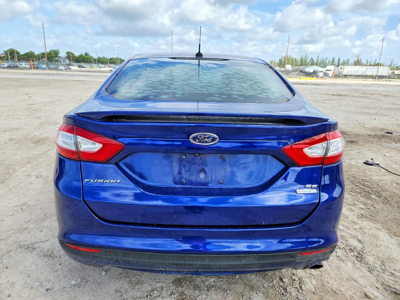 2016 FORD FUSION photo 11