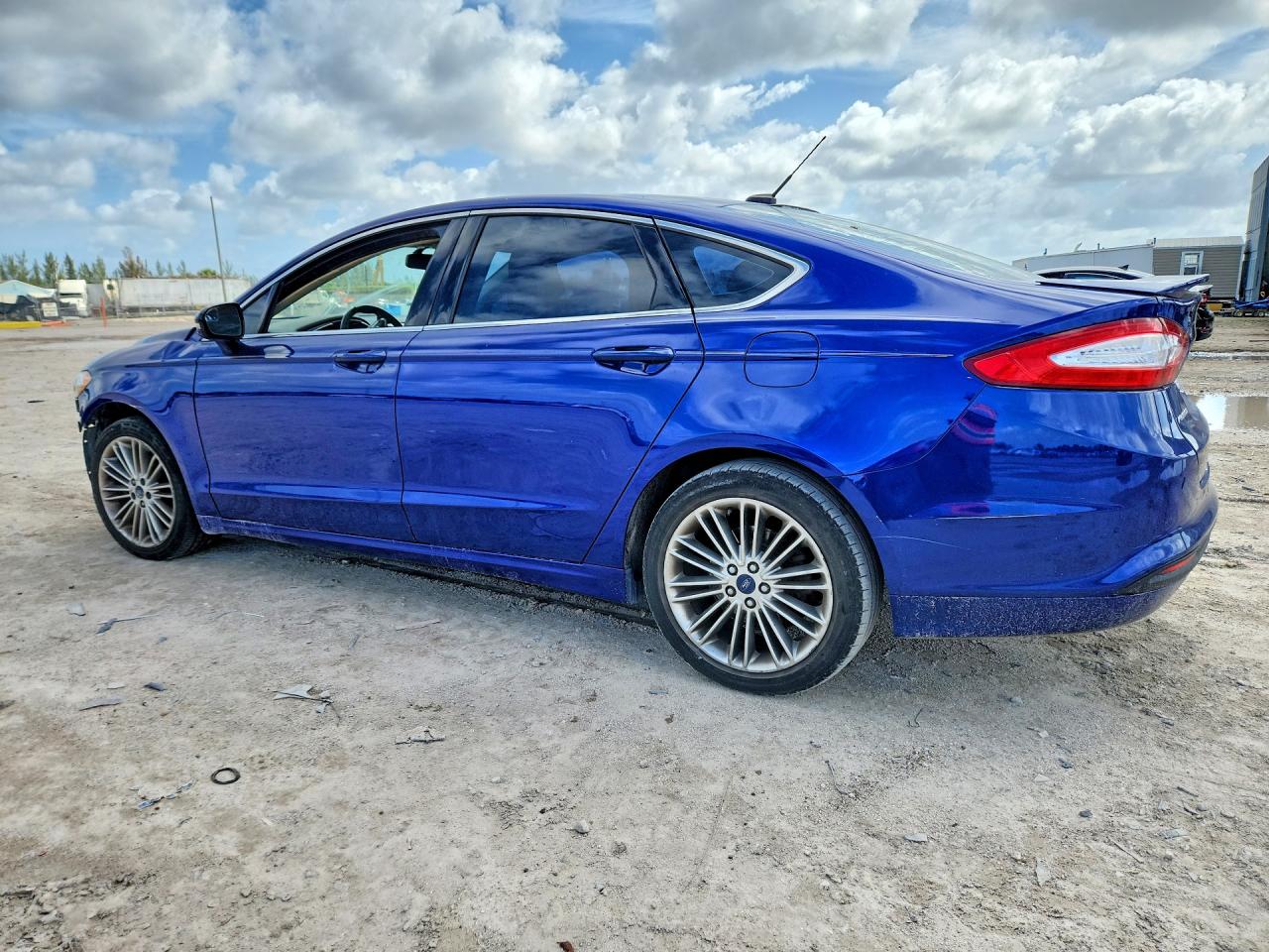 2016 FORD FUSION photo 3